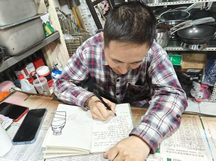 朱雀三号重复使用遥二运载火箭完成静态点火试验