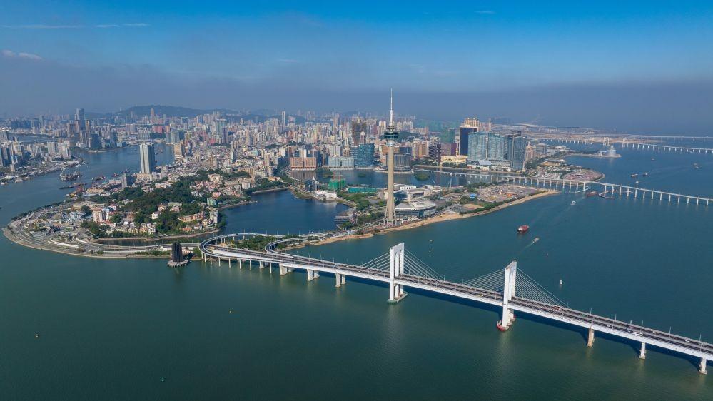 中国的现代化之路既发展自身又造福世界